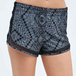 Without Walls Paisley Run Shorts Black
